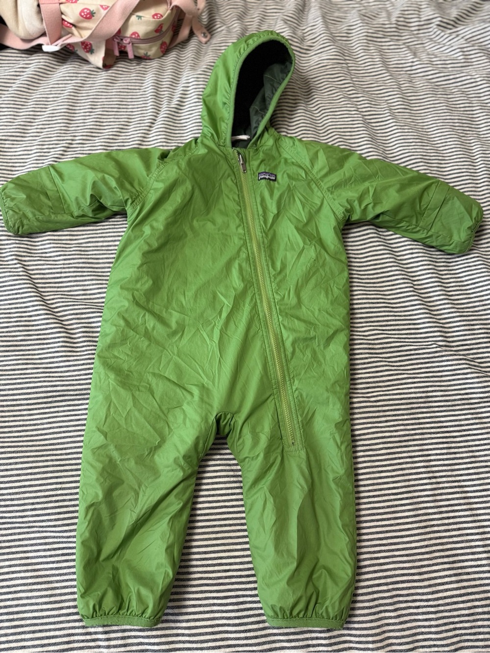 Patagonia Reversible Green Toddler Quilted Snowsuit bunting